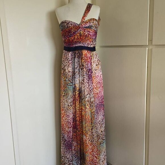 BCBG MaxAzria Inga One-Shoulder Silk Dress in begonia color. NWOT, Size 10. - Picture 5 of 11